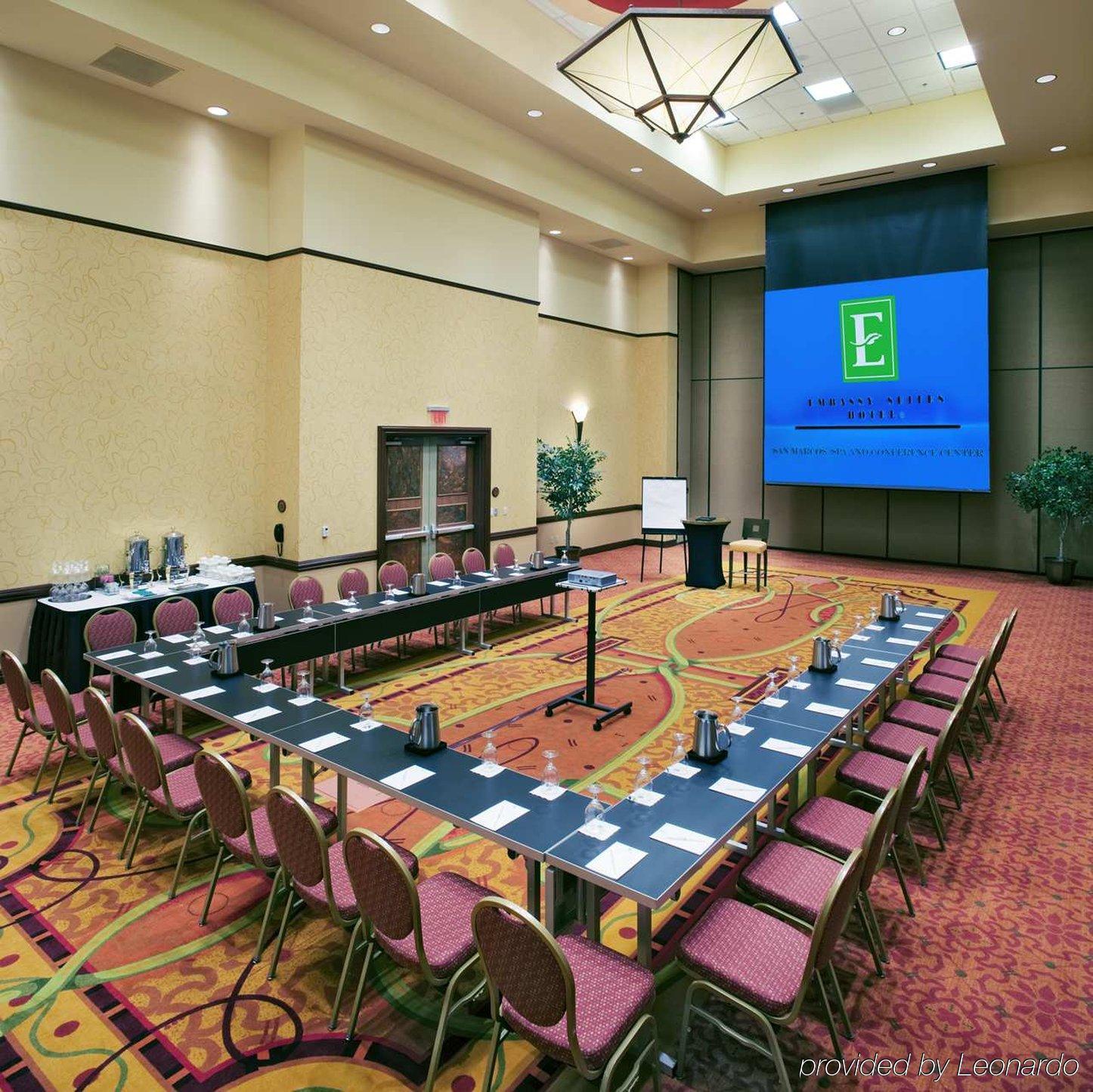 Embassy Suites San Marcos Hotel Conference Center Servizi foto