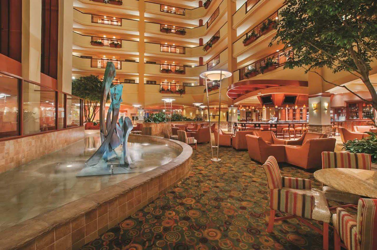 Embassy Suites San Marcos Hotel Conference Center Esterno foto